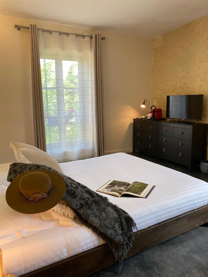 A L'Ombre D'Azay - Demeure D'Hotes - Guesthouse Bagian luar foto